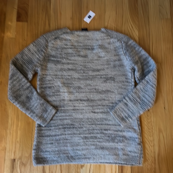 Sparkly Lurex V-Neck Light Grey Sweater - Picture 8 of 9